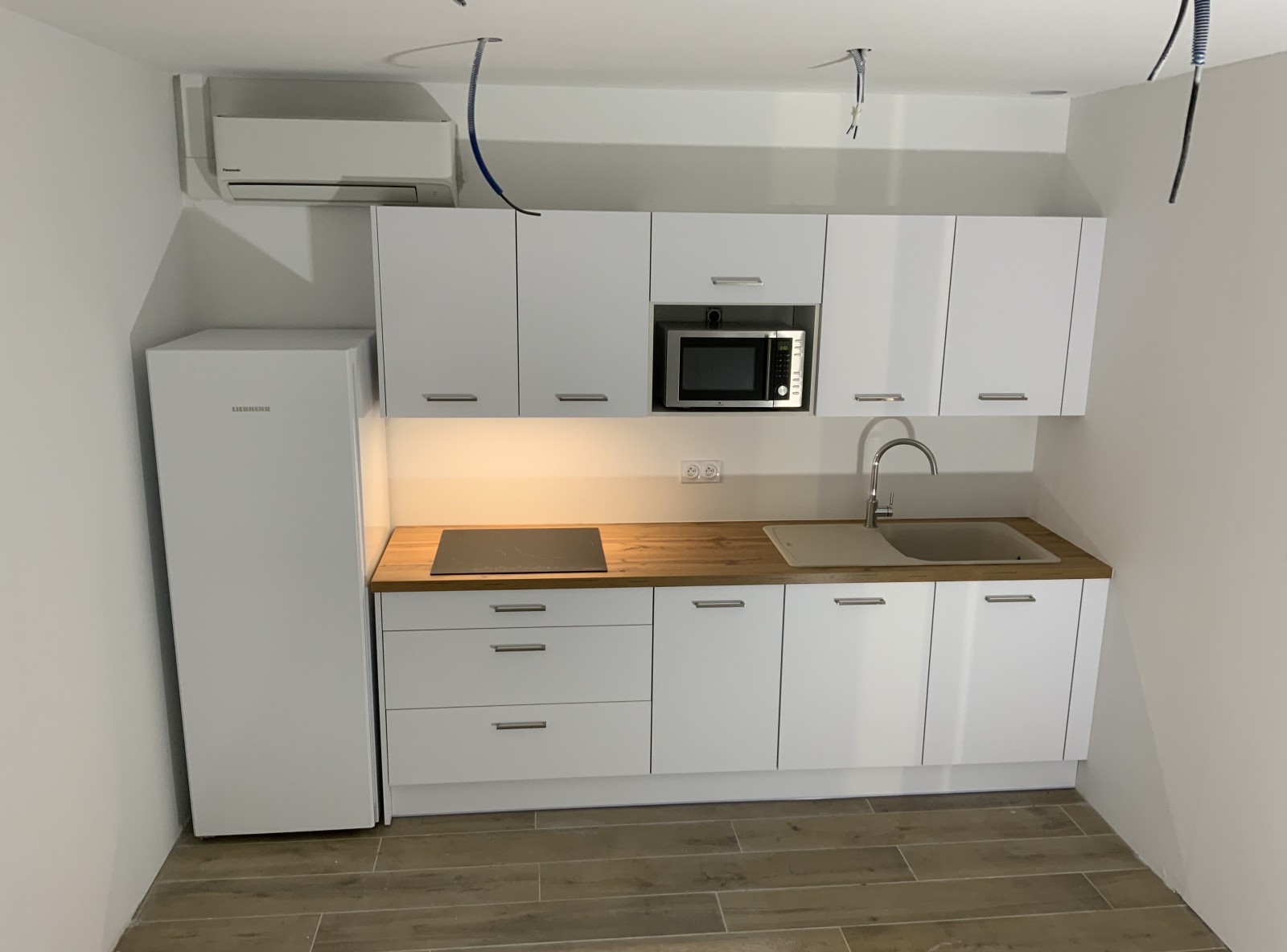 Creation cuisine dans un commerce ou un local professionnel Lunel Hérault 34