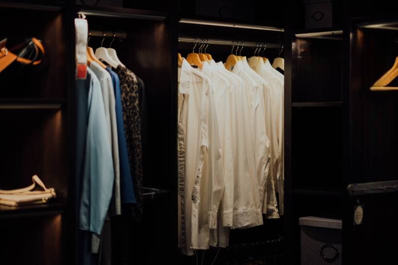 Création d'un l'espace de rangement avec un dressing sur mesure