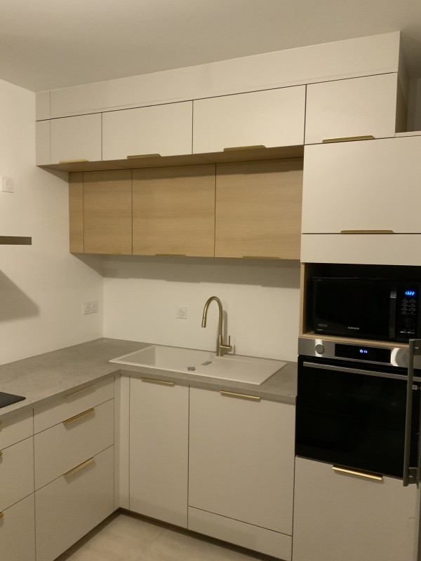  Cuisine poser avec nouveau projet sur jacou